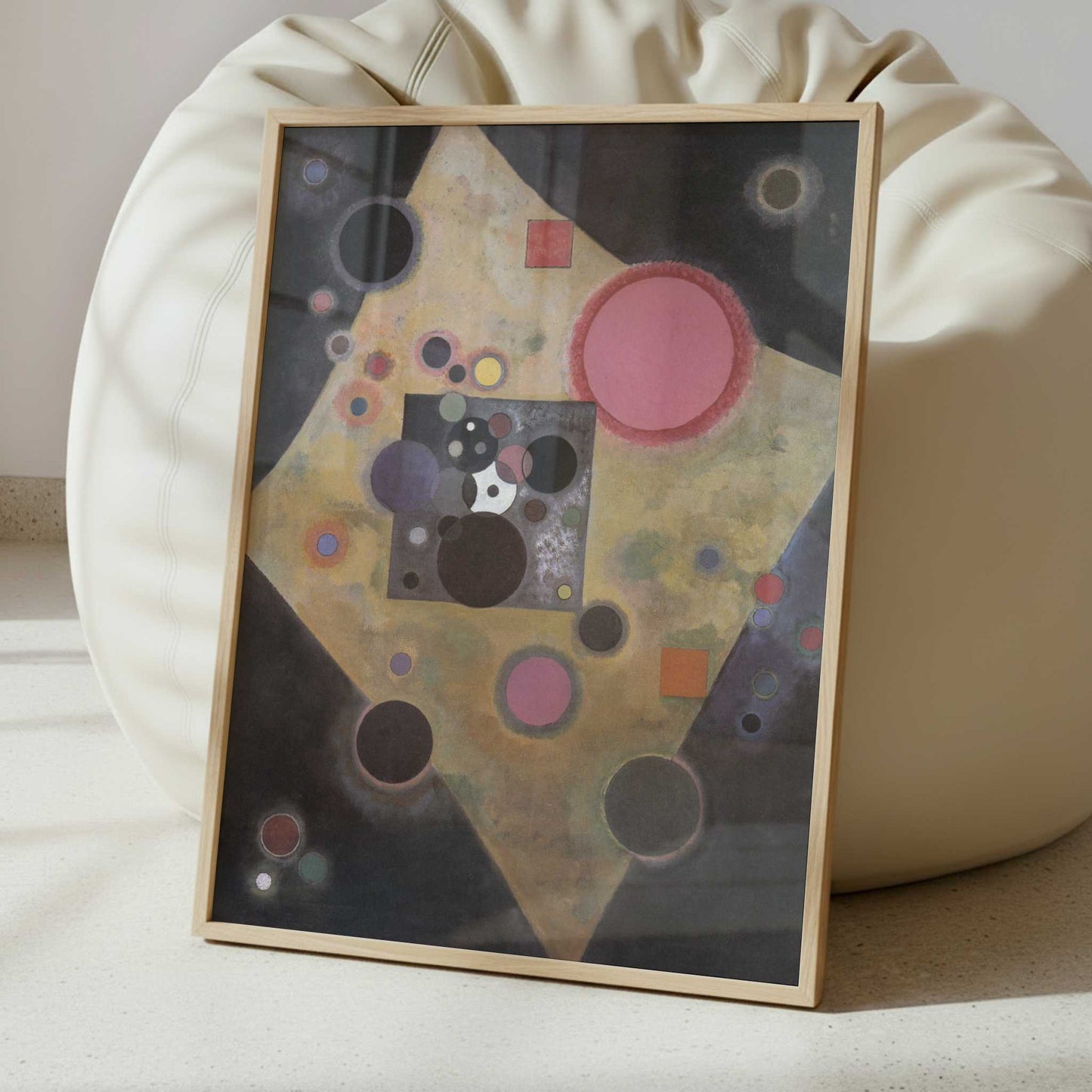 Accent in Pink (1926) by Wassily Kandinsky – Art Print - Interior inspiration