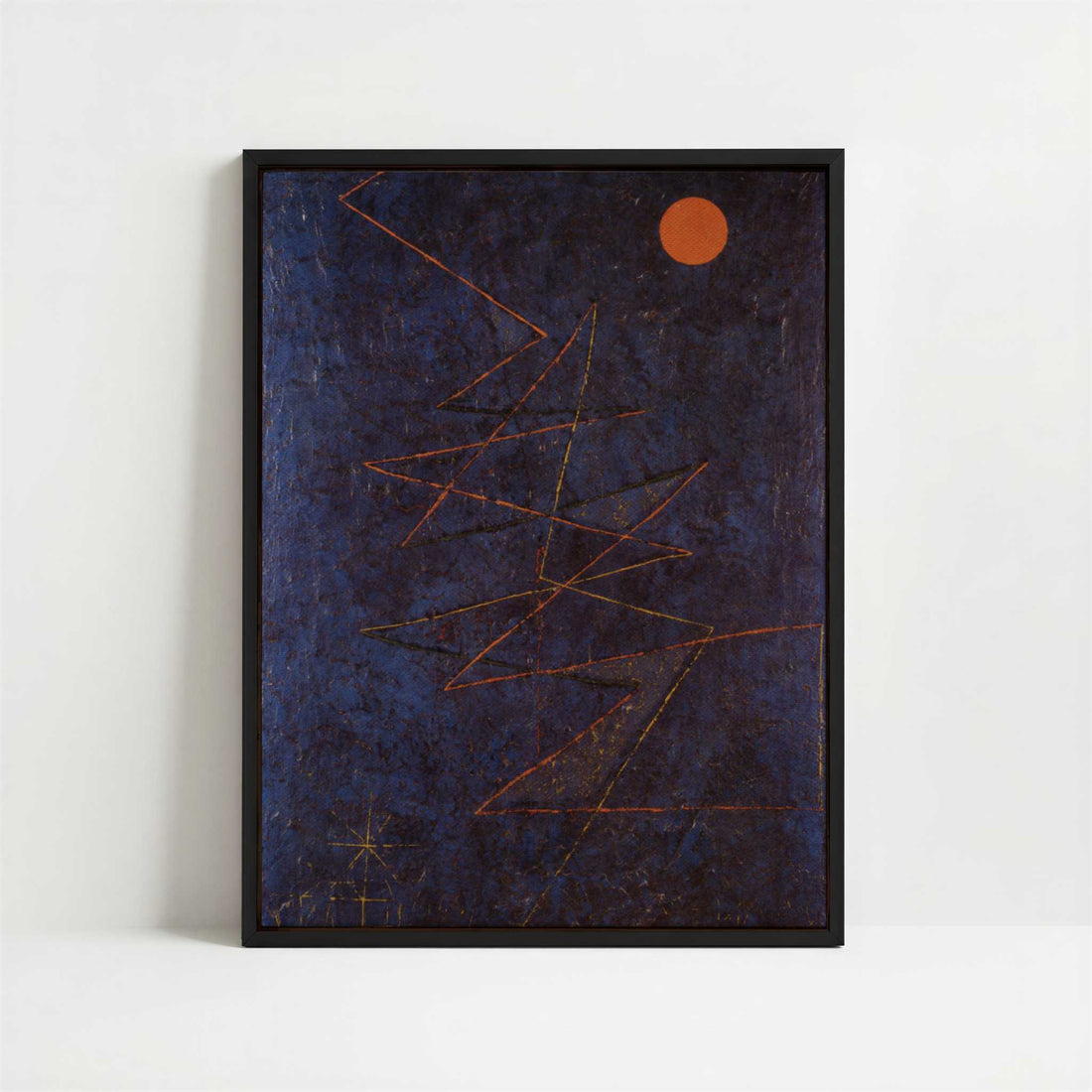 Framed Canvas - Framed canvas in black frame