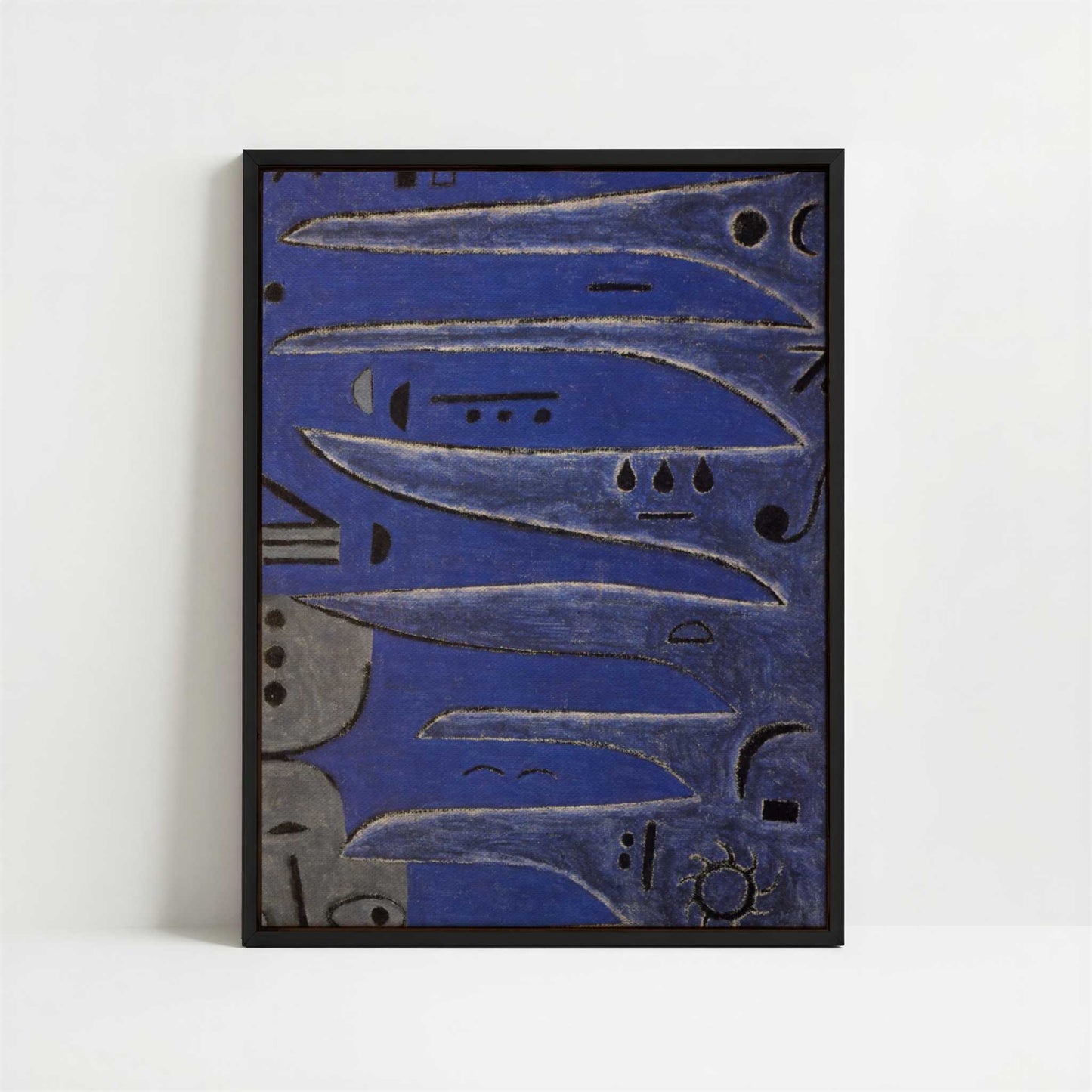 Framed Canvas - Framed canvas in black frame