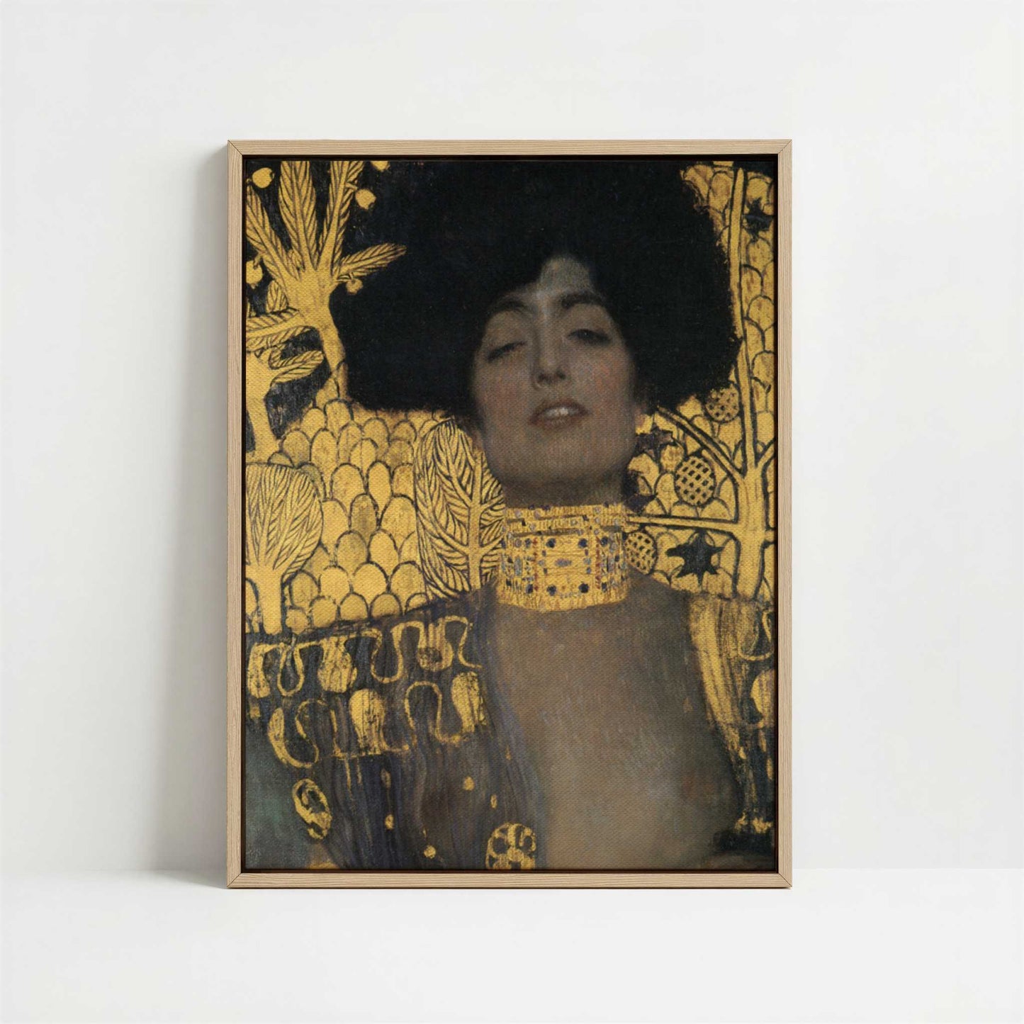 Framed Canvas - Framed canvas in oak color frame
