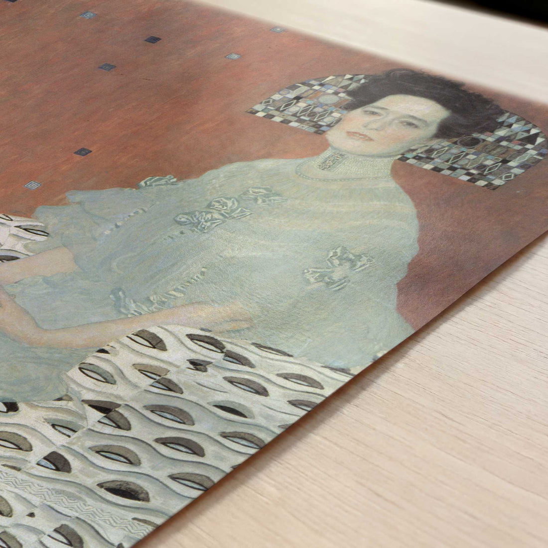 Portrait of Fritza Riedler (1906) by Gustav Klimt – Art Print - Close-up detail of the art print