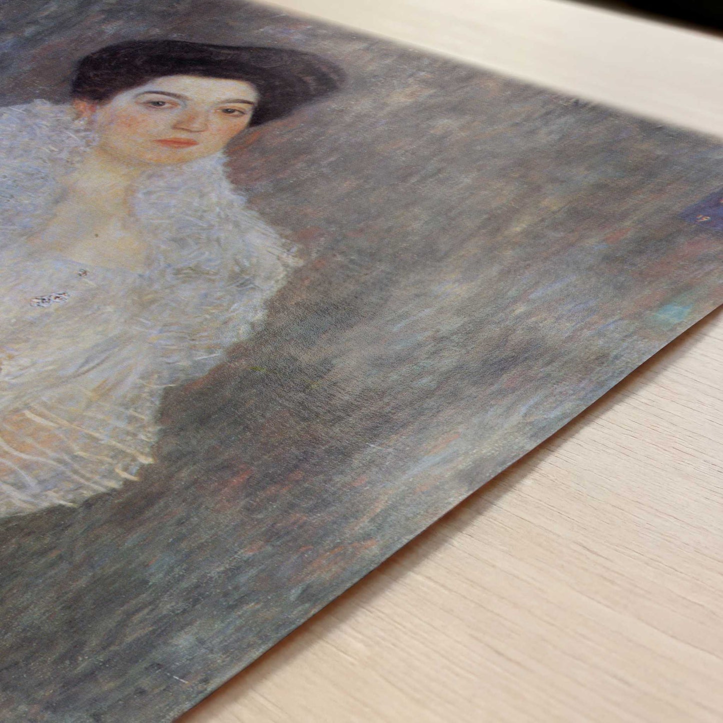 Portrait of Hermine Gallia (1903-4) by Gustav Klimt – Art Print - Close-up detail of the art print