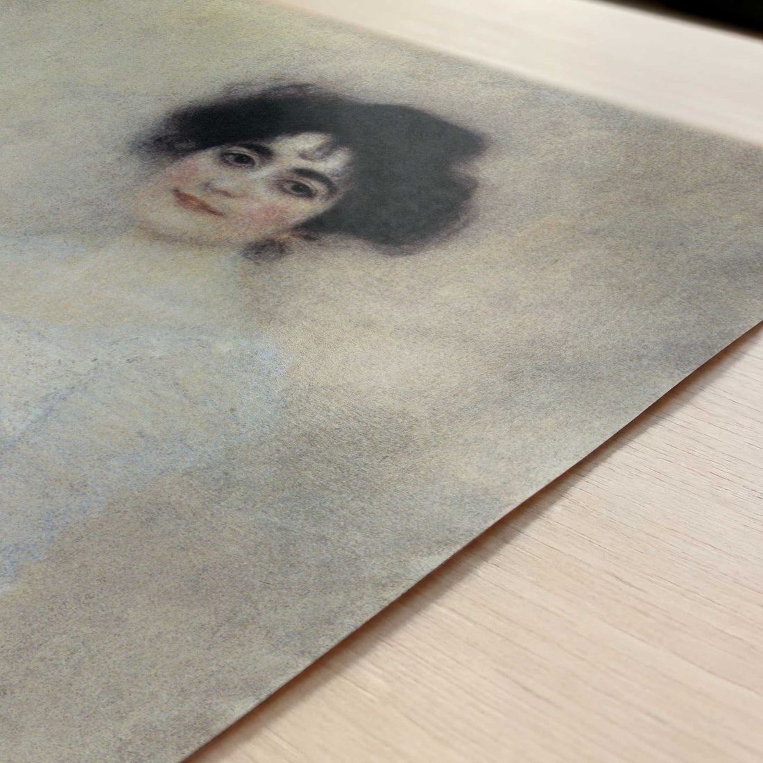 Portrait of Serena Lederer (1899) by Gustav Klimt – Art Print - Close-up detail of the art print