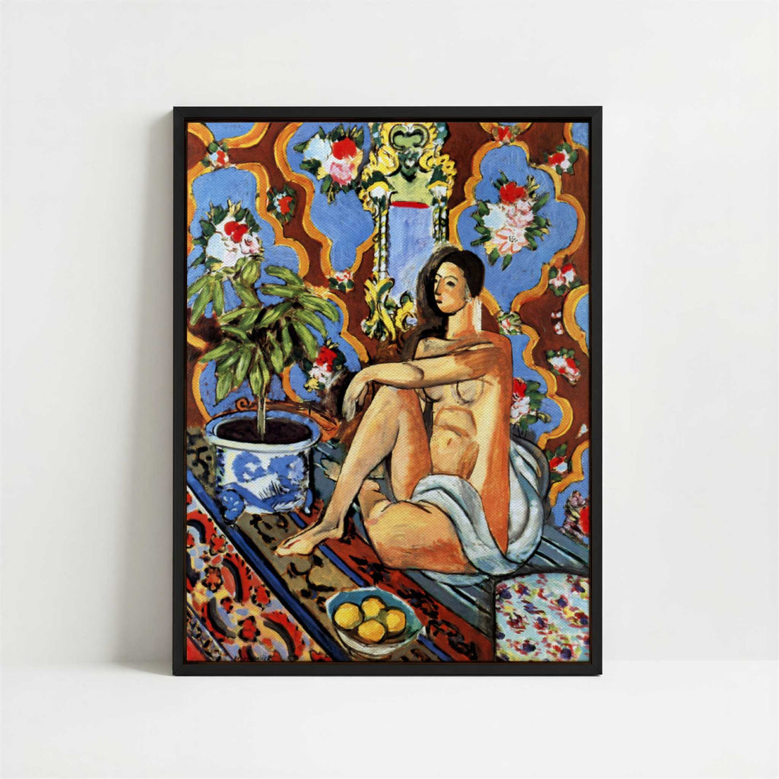 Framed Canvas - Framed canvas in black frame