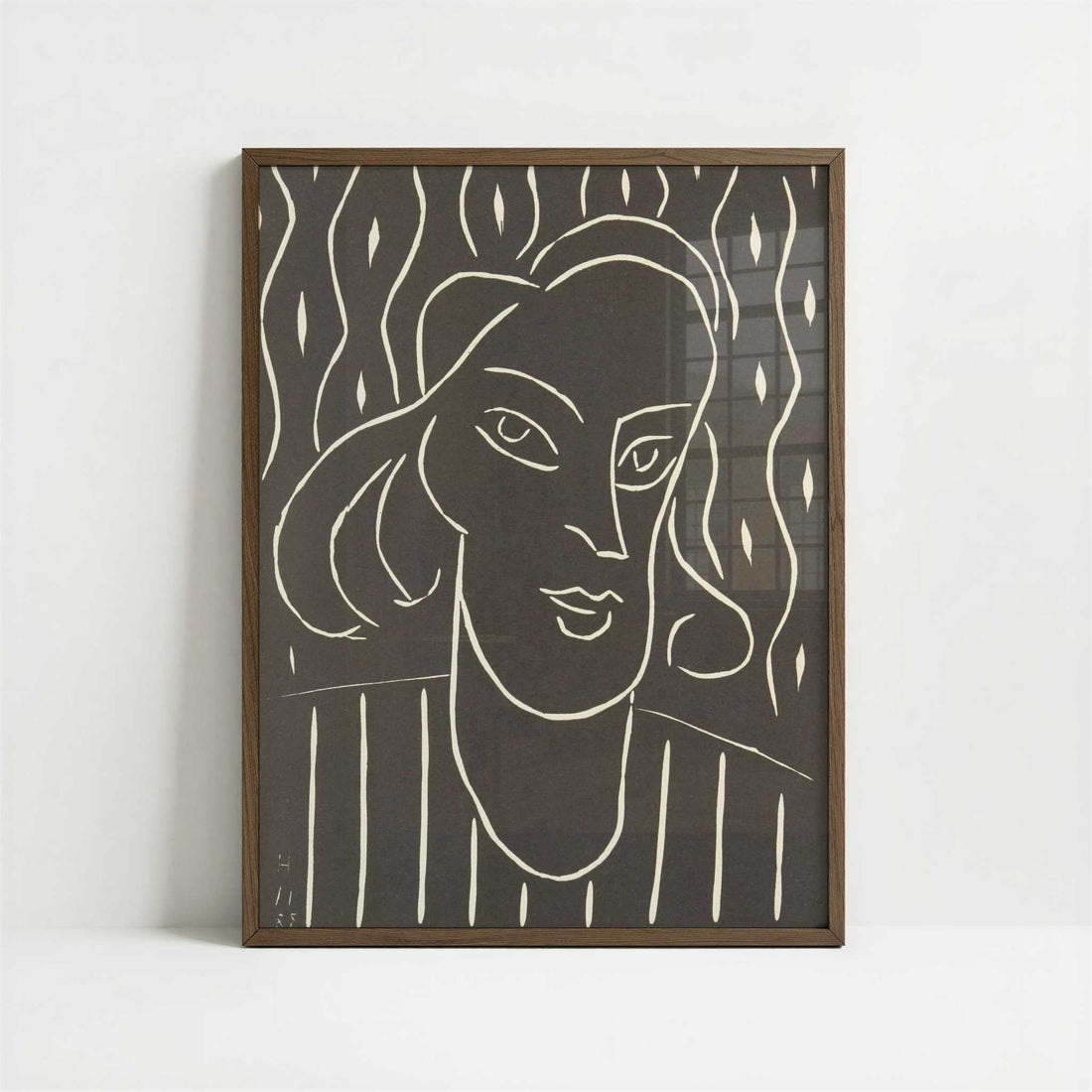 Lino-cut (1938) by Henri Matisse – Art Print - Art print in dark wood frame