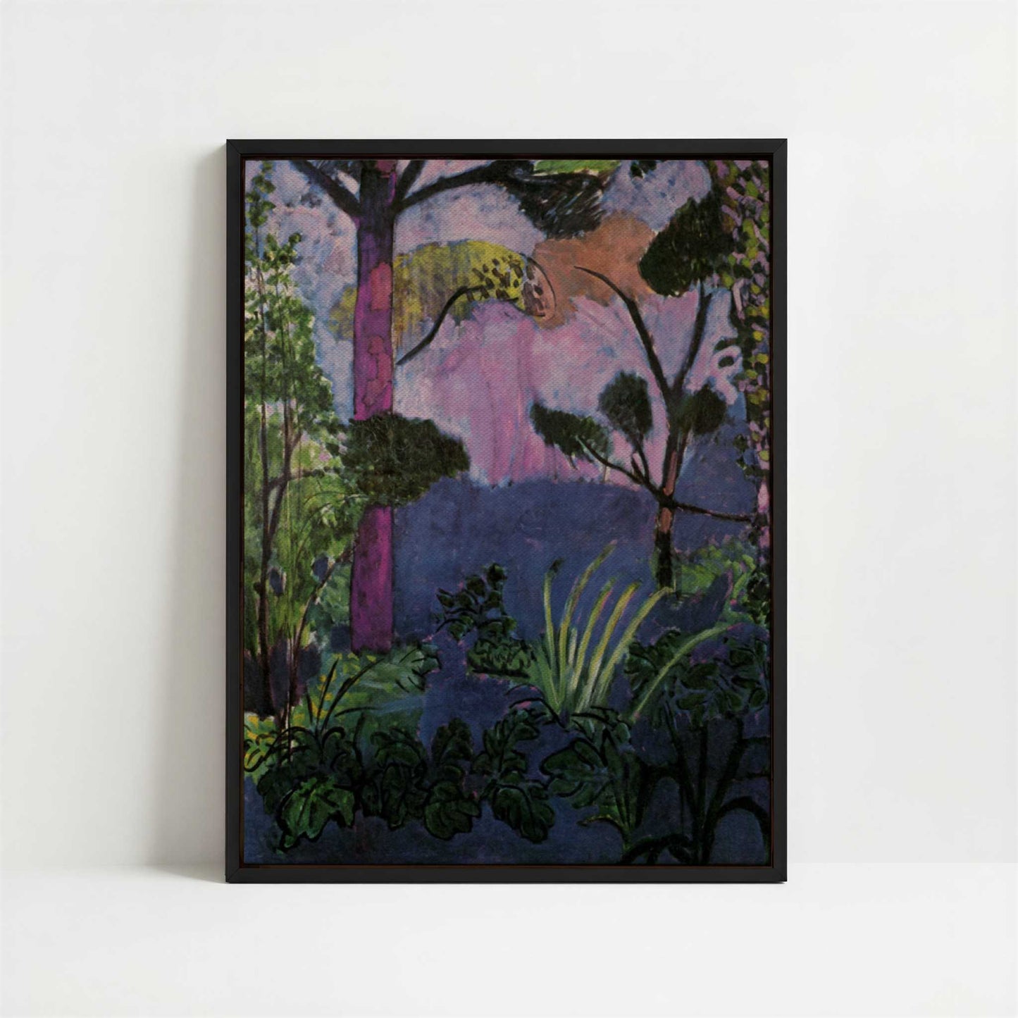 Framed Canvas - Framed canvas in black frame