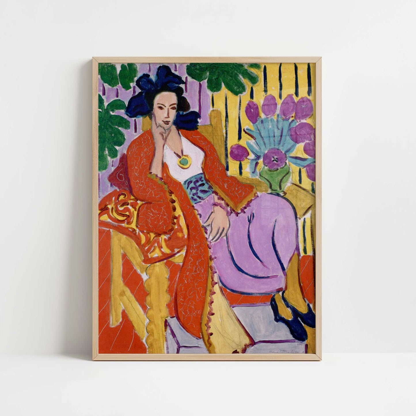 Red Robe & Violet Tulips (1937) by Henri Matisse – Art Print - Art print in oak frame