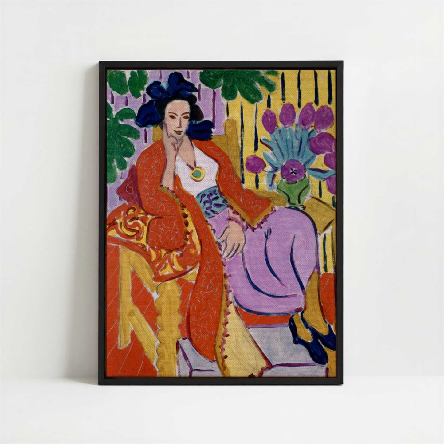 Framed Canvas - Framed canvas in black frame