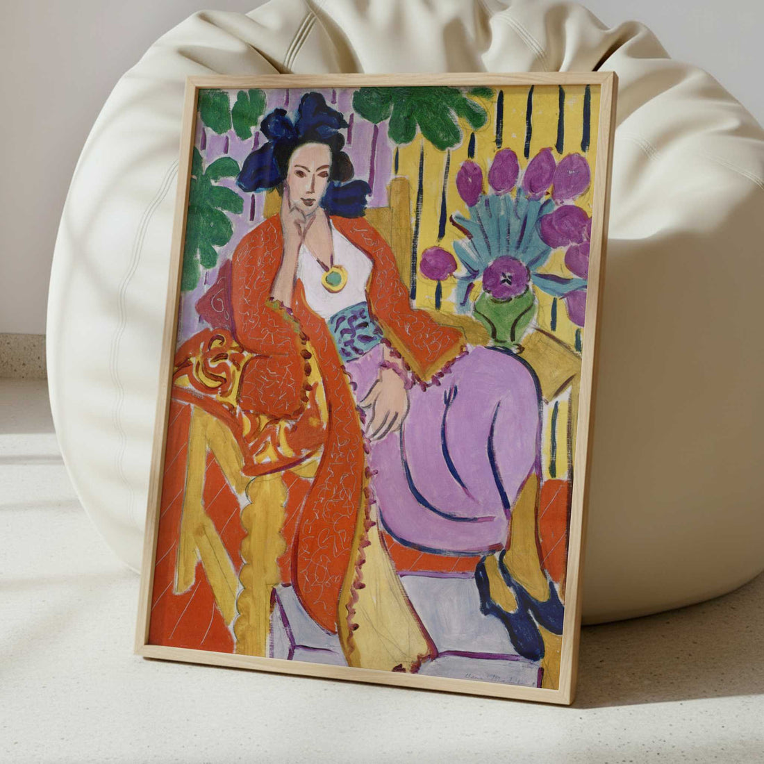 Red Robe & Violet Tulips (1937) by Henri Matisse – Art Print - Interior inspiration