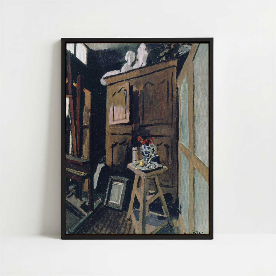 Framed Canvas - Framed canvas in black frame