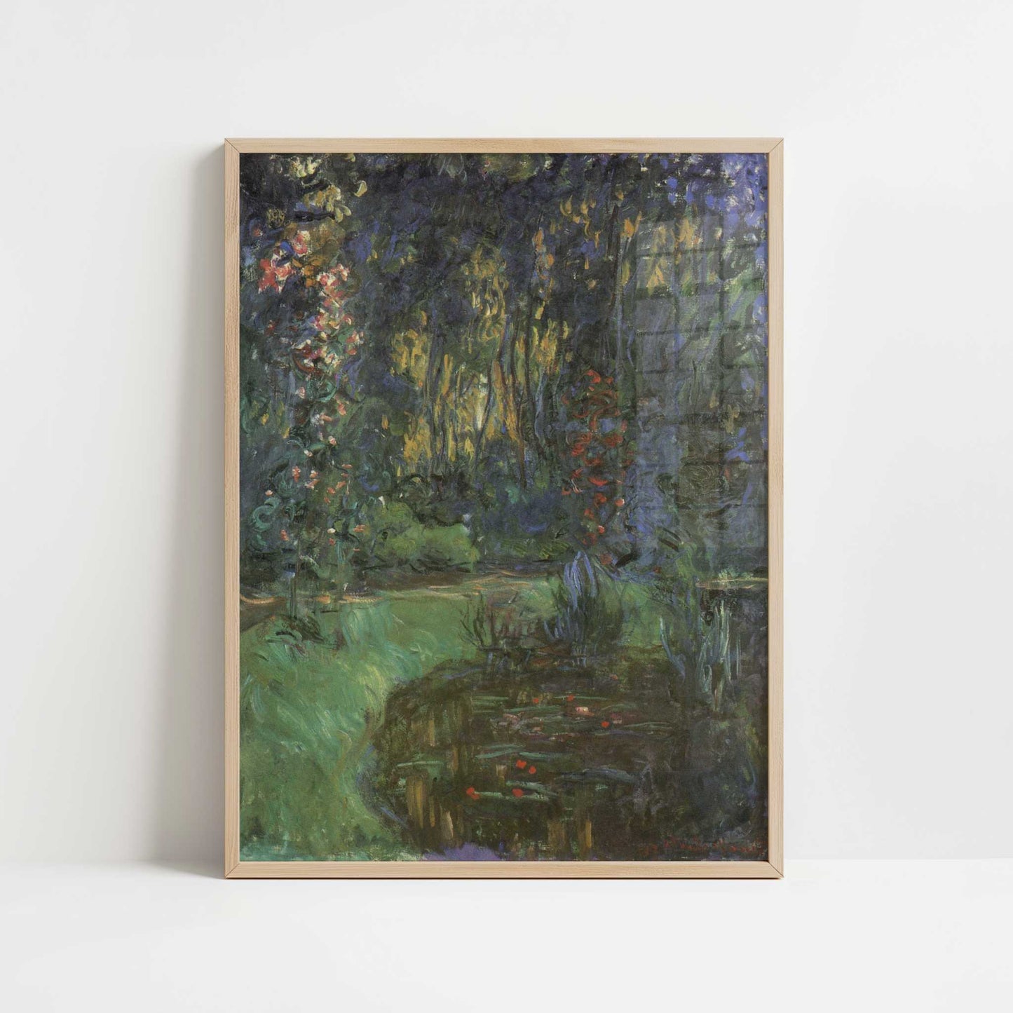 Corner of the Pond at Giverny (1918-19) by Claude Monet – Art Print - Art print in oak frame