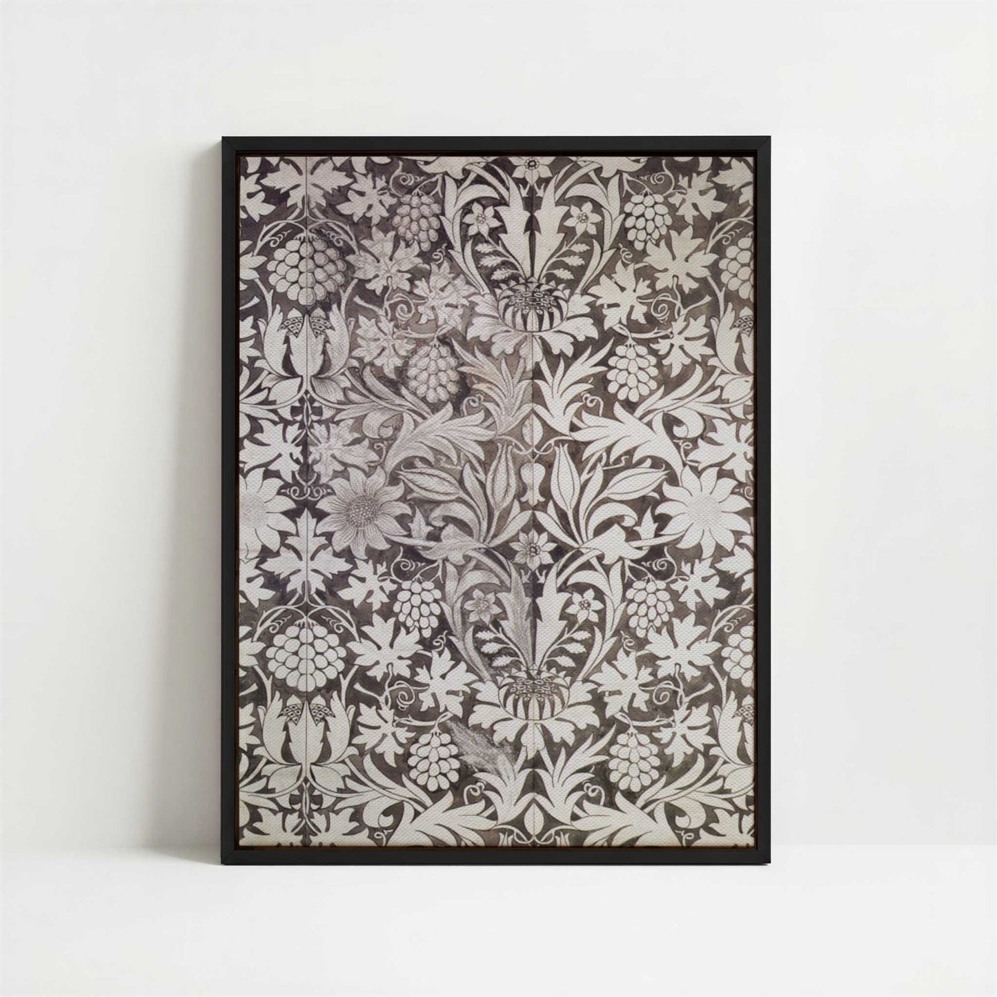 Framed Canvas - Framed canvas in black frame