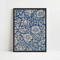Framed Canvas - Framed canvas in black frame