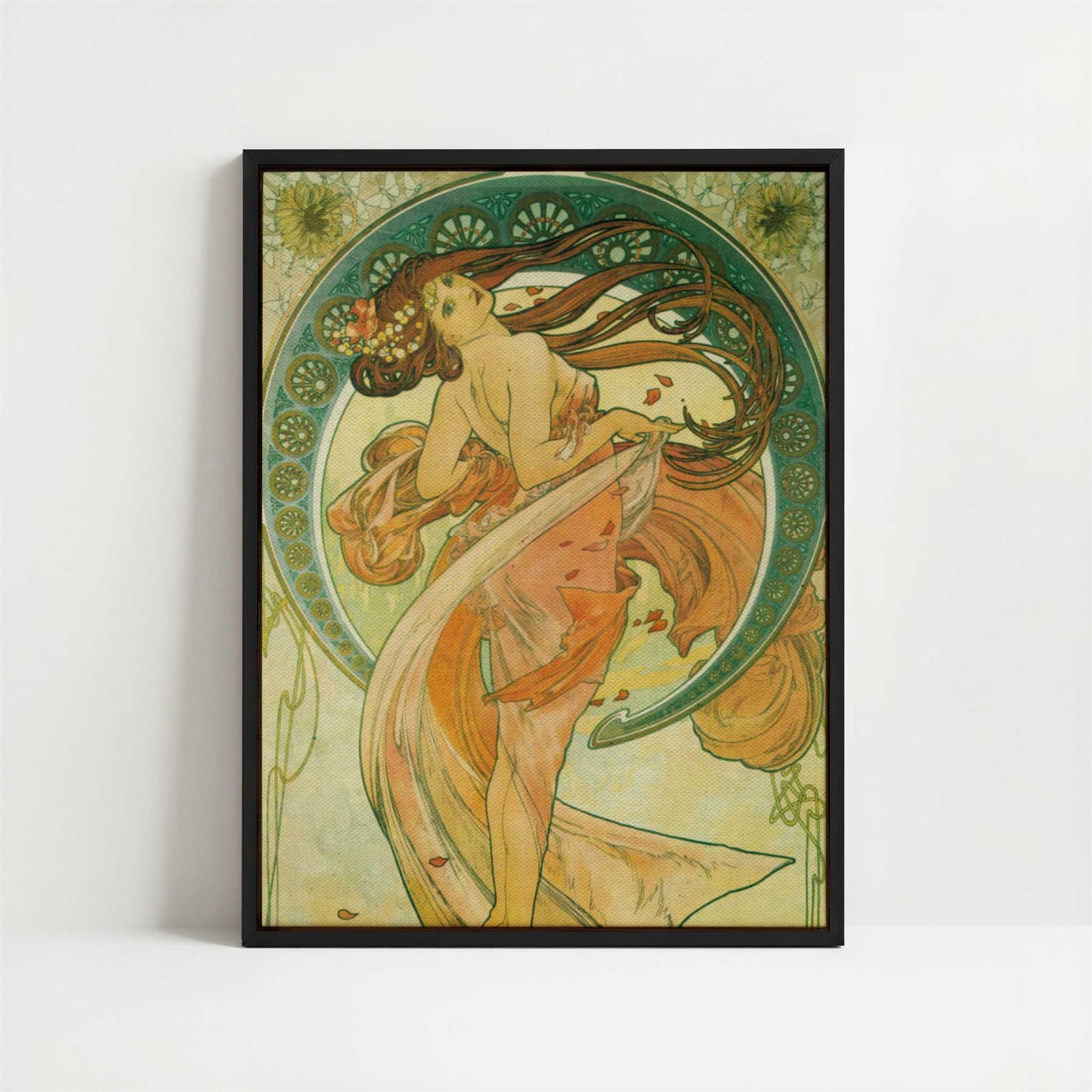Framed Canvas - Framed canvas in black frame