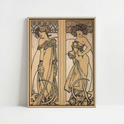 Framed Canvas - Framed canvas in oak color frame
