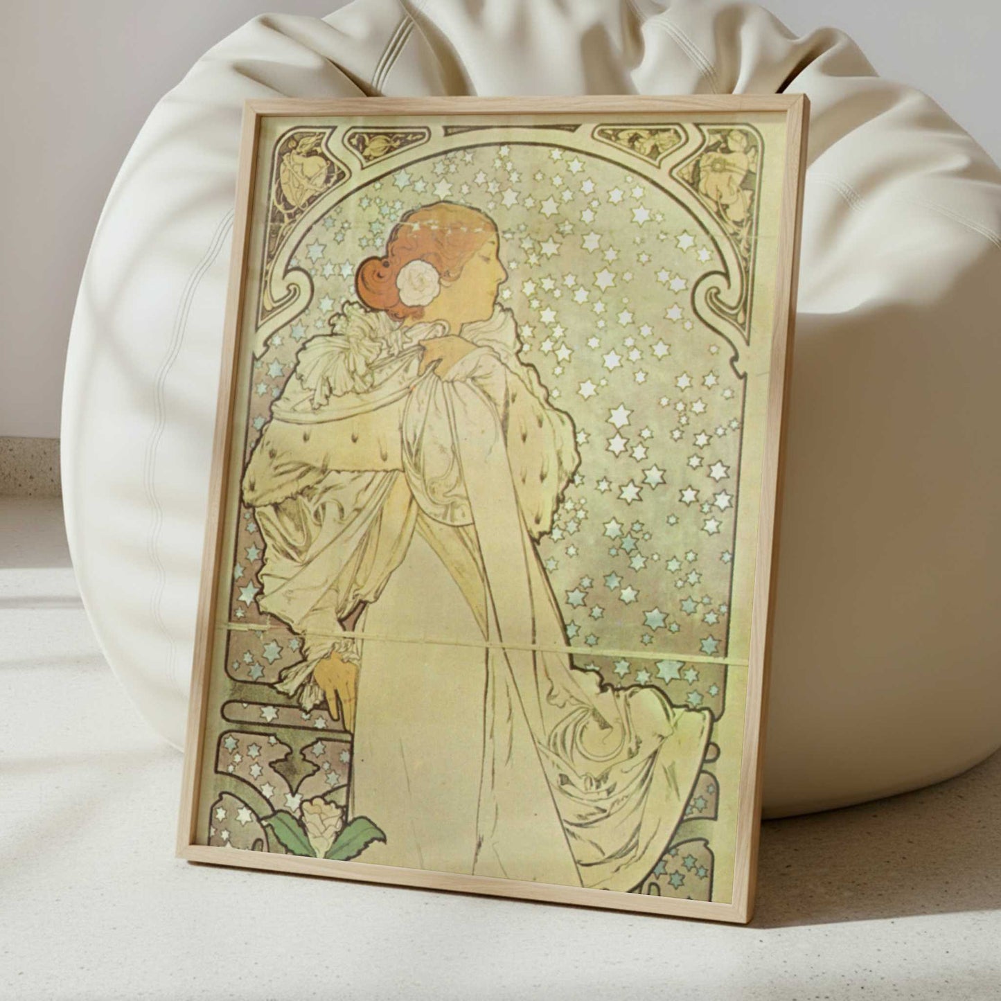 La Dame aux Camelias (1896) by Alphonse Mucha – Art Print - Interior inspiration
