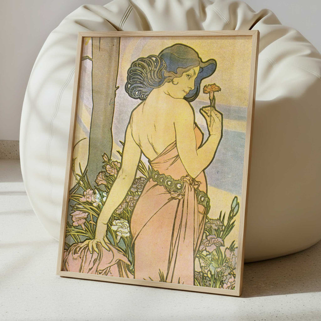 Oeillet (1897) by Alphonse Mucha – Art Print - Interior inspiration