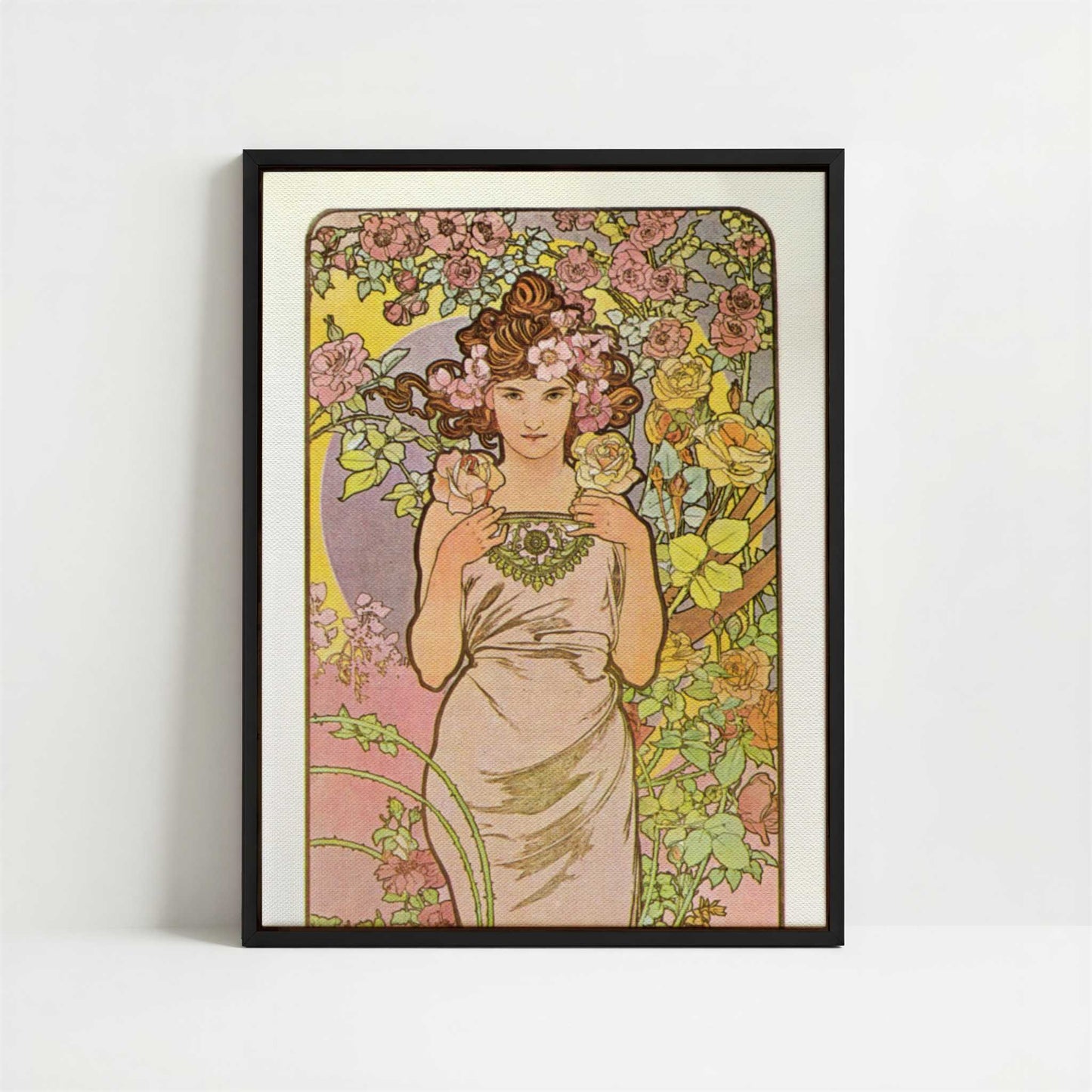 Framed Canvas - Framed canvas in black frame