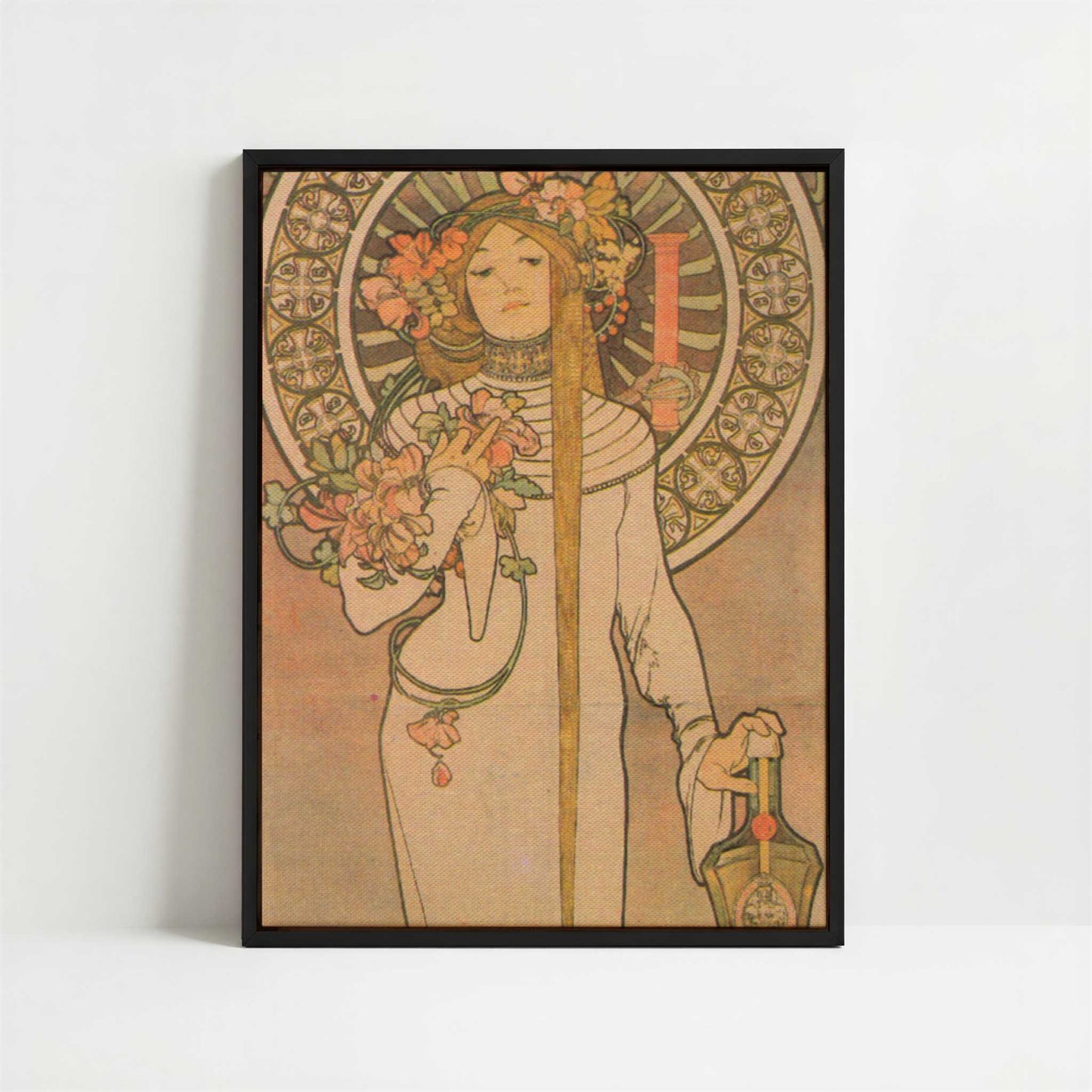 Framed Canvas - Framed canvas in black frame