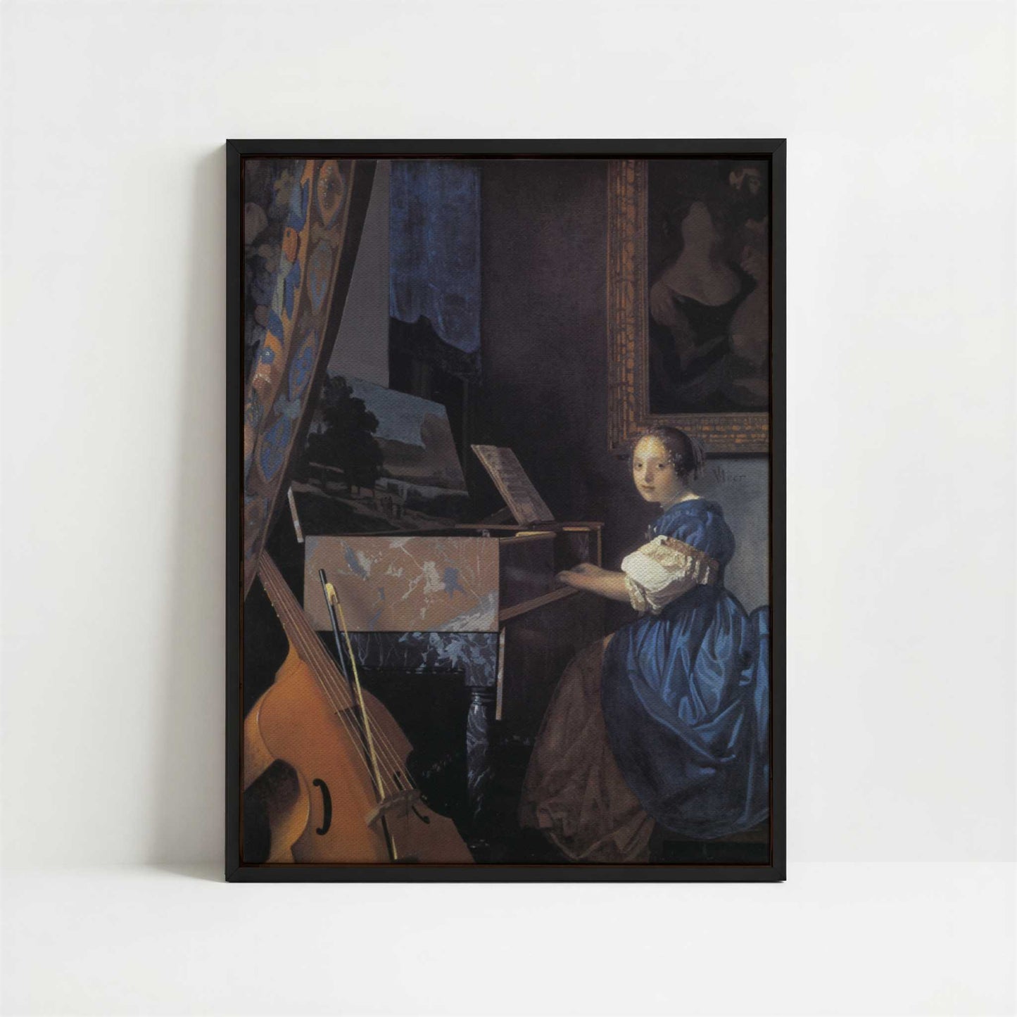 Framed Canvas - Framed canvas in black frame