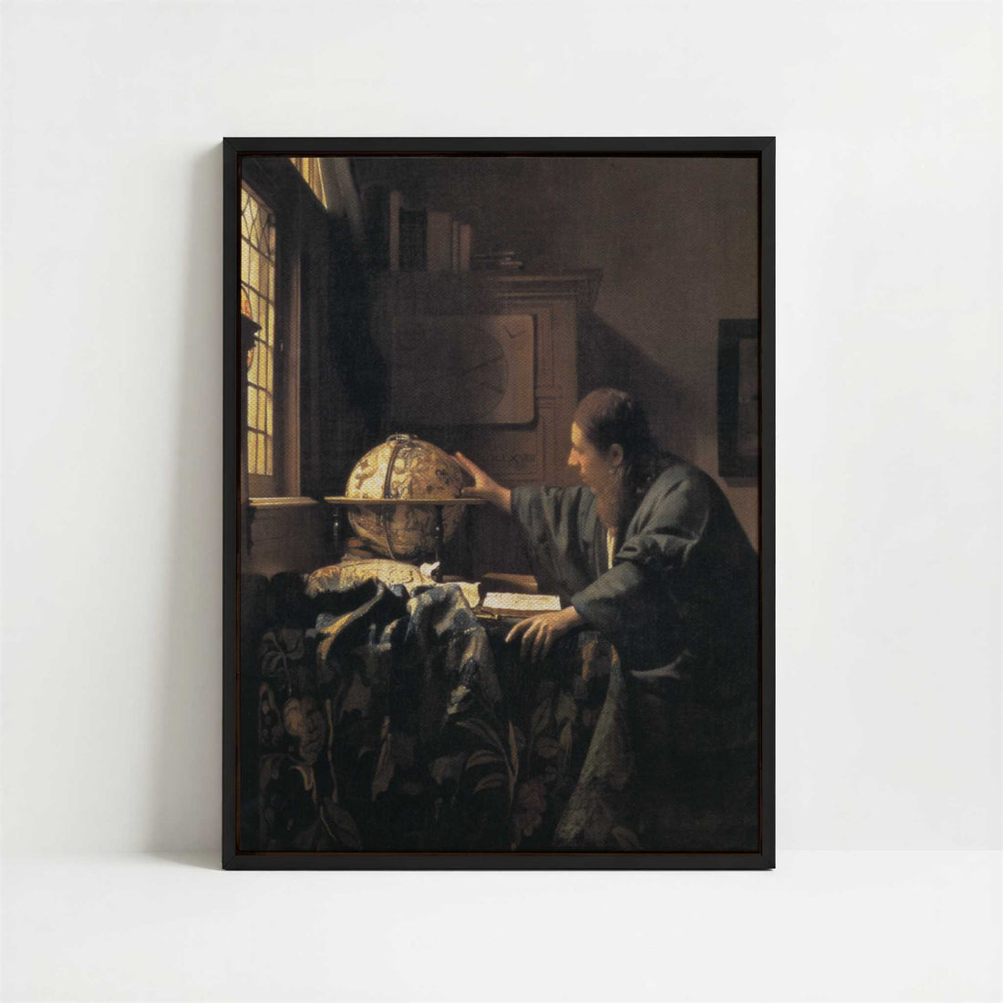Framed Canvas - Framed canvas in black frame